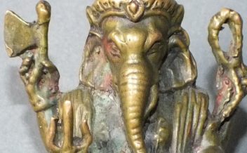 Estátua de bronze de Ganesha