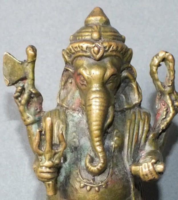 Estátua de bronze de Ganesha
