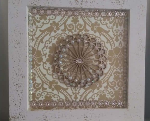 Quadro mandala desenhado a mão