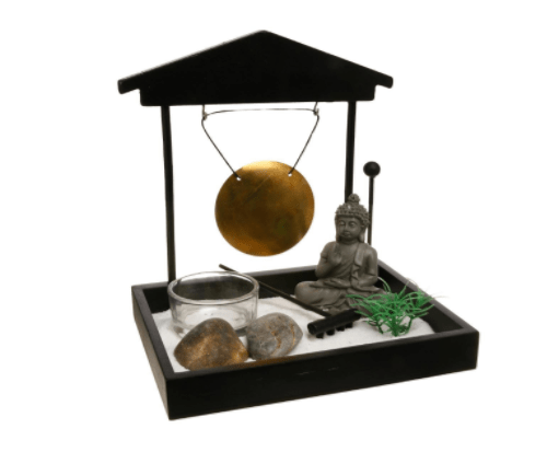 Jardín buda zen en bandeja negra