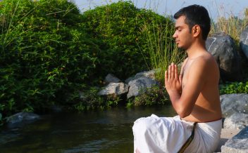retiros de meditacion en la India