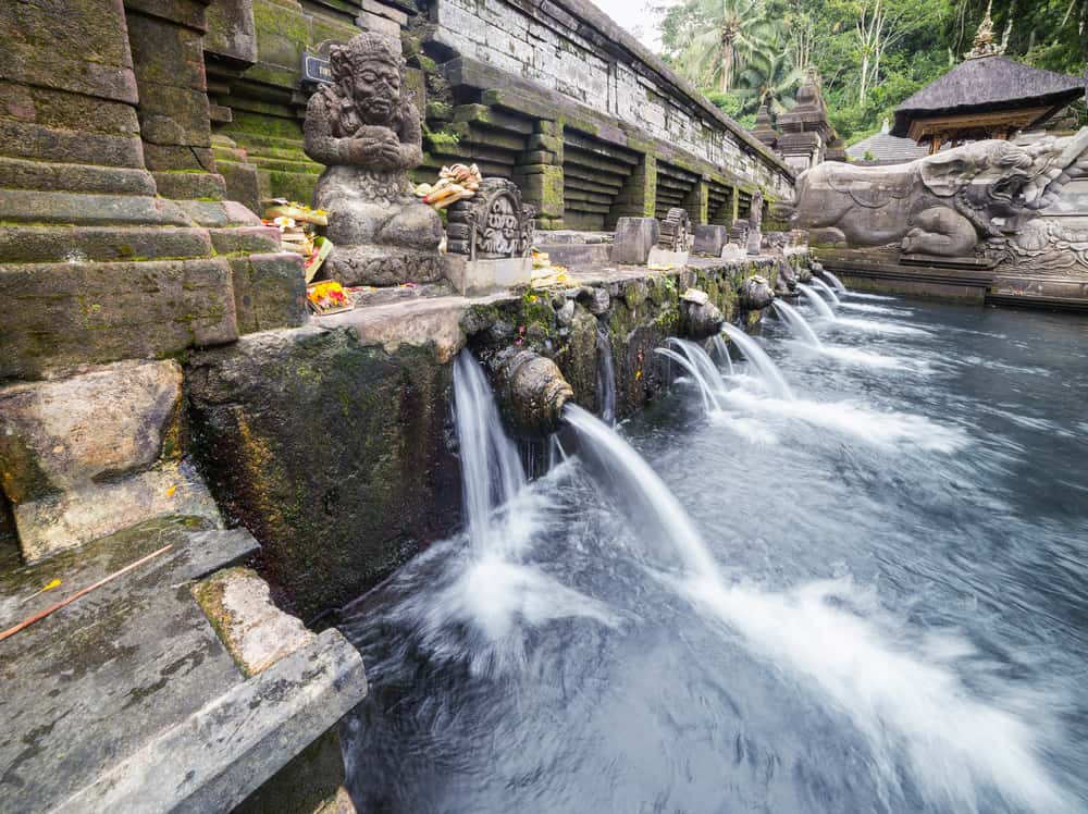 Fuente buda jardin